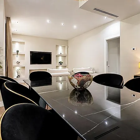Apartman Lussuoso Con Giardino